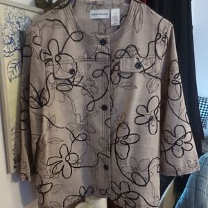 Alfred Dunner Cream and Black Floral Lightweight Jacket